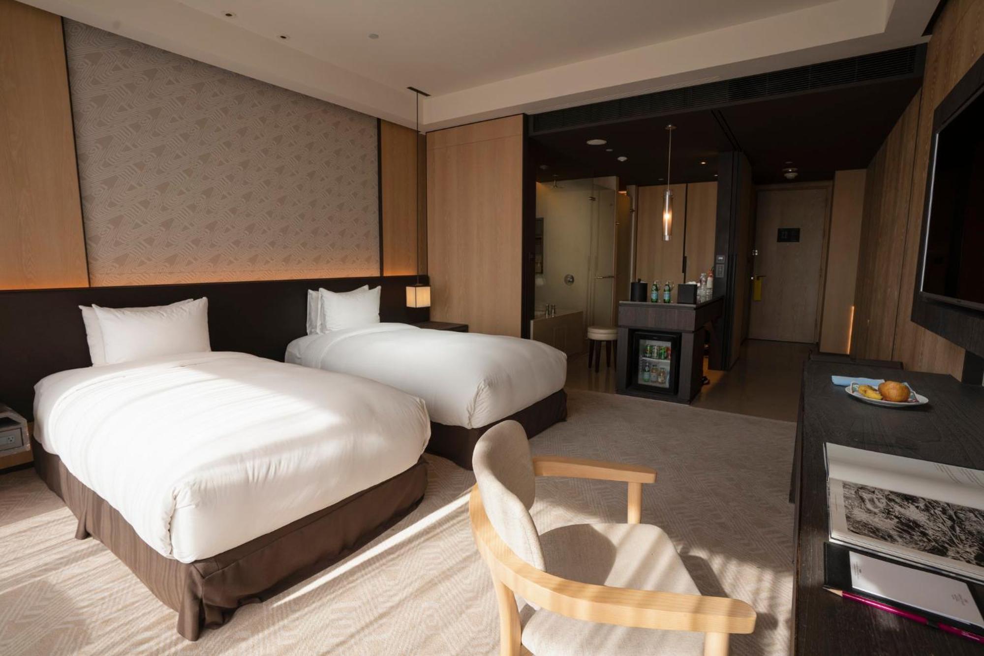 Crowne Plaza Tainan By Ihg Exterior foto Deluxe Room