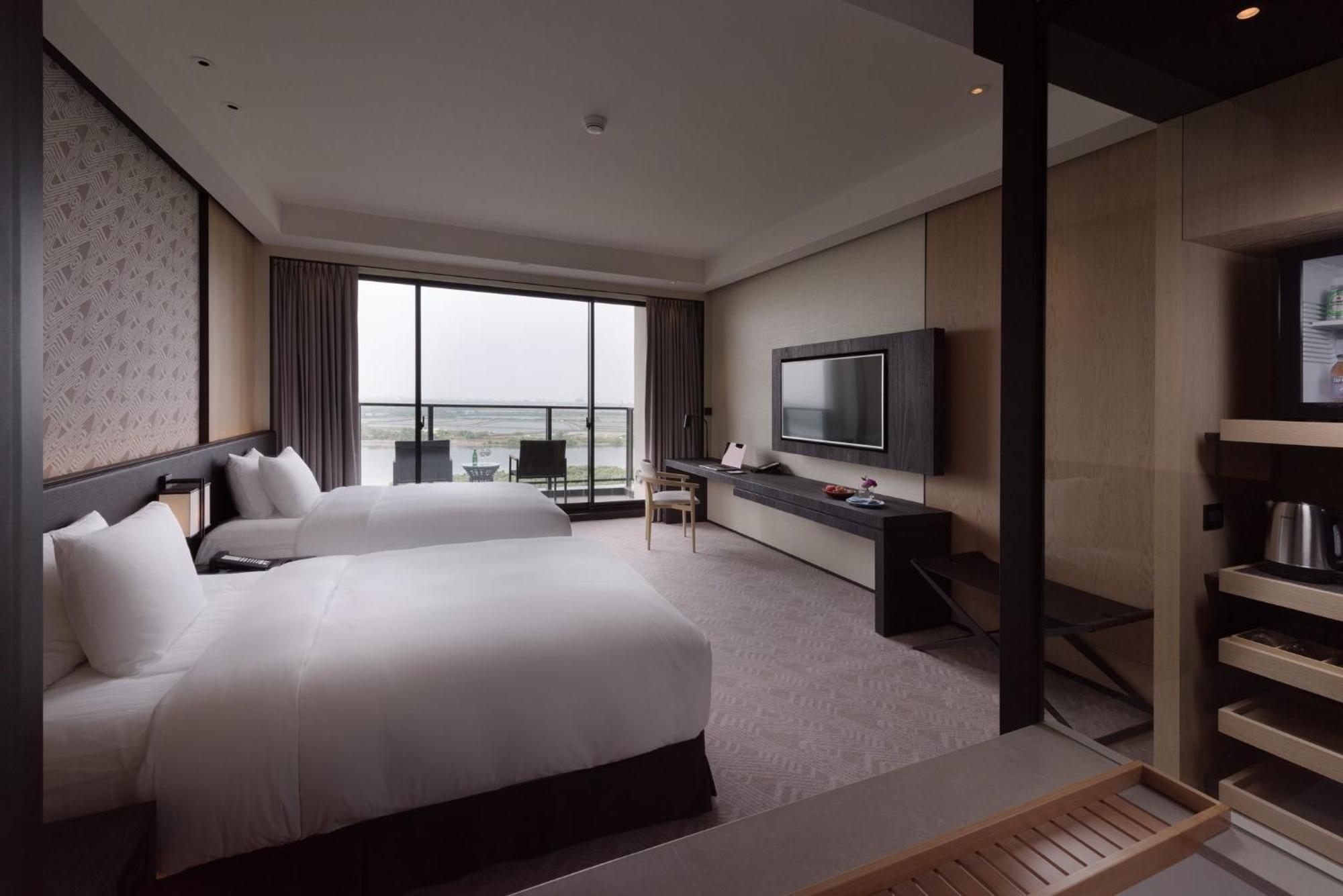 Crowne Plaza Tainan By Ihg Exterior foto Deluxe Room